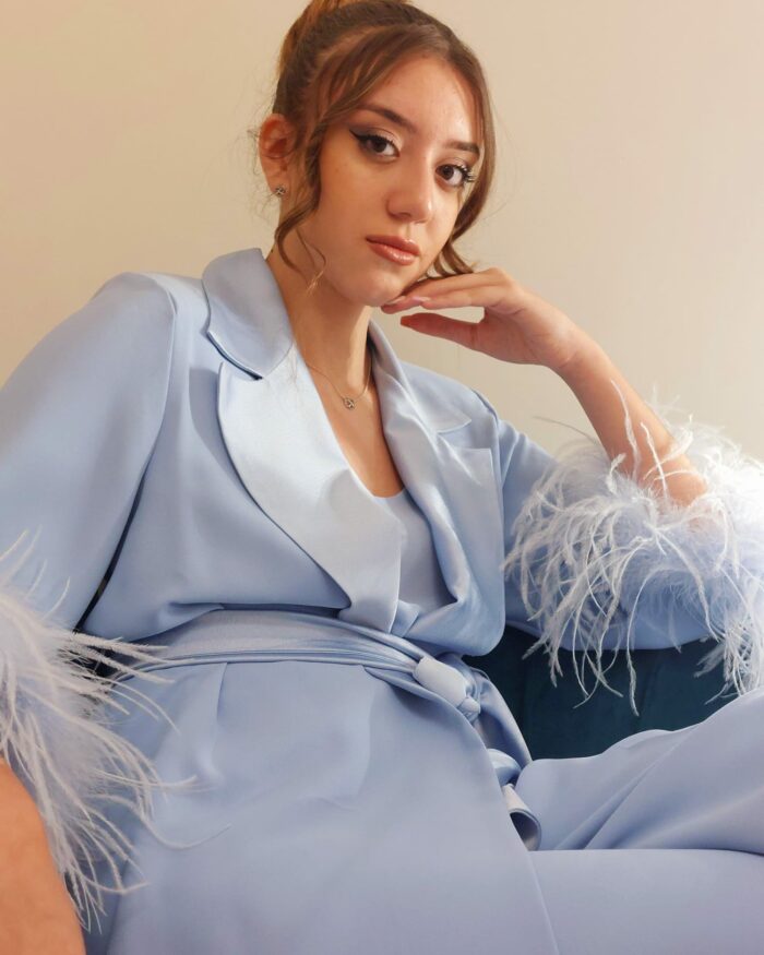 Tailleur con piume  Rosa Biondillo